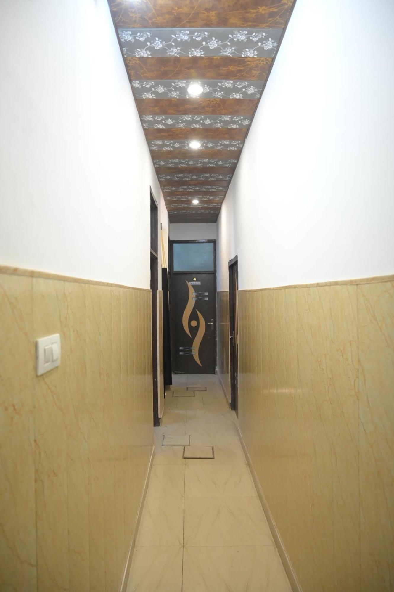 Hotel Starlight Meerut Buitenkant foto
